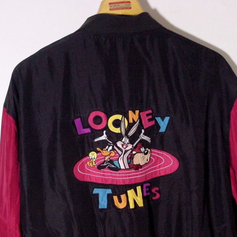 Vtg 90's Silk Looney Tunes Embroidered Jacket Sz L